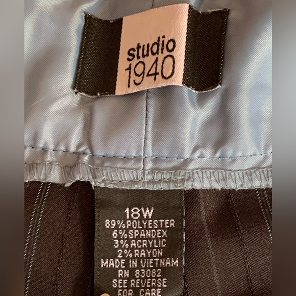 STUDIO 1940 Woman’s Black Light Blue Pinstripe Trousers Slacks Pants Size 18W - Picture 2 of 10